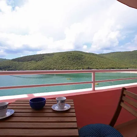Apartment In Rabac 34567 شقة غاباس
